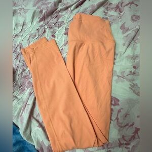 Peachy/Orange leggings Size M